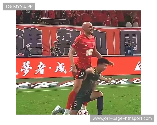 成都蓉城零罚分领第一，费利佩状态达巅峰